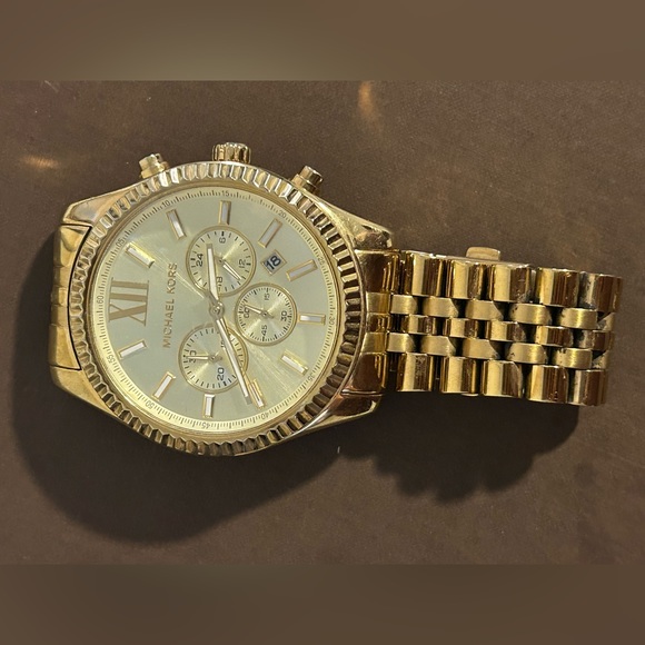 Michael Kors watch - Picture 2 of 8